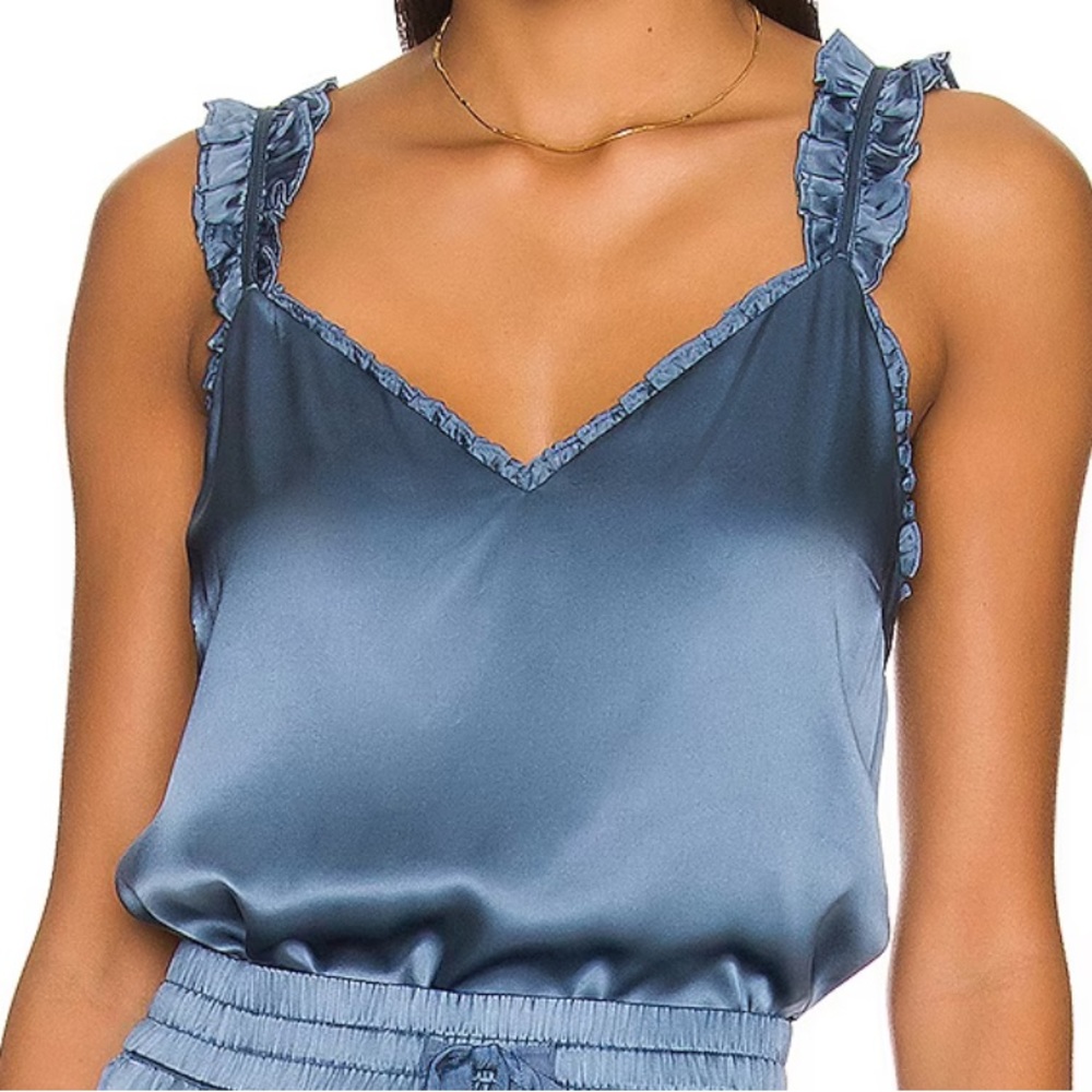 CAMI NYC SILKY TOP